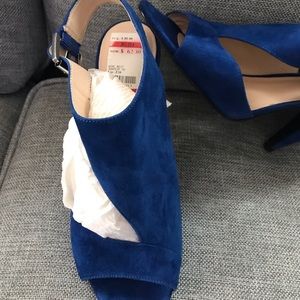 Nine West blue suede shoes worn once.